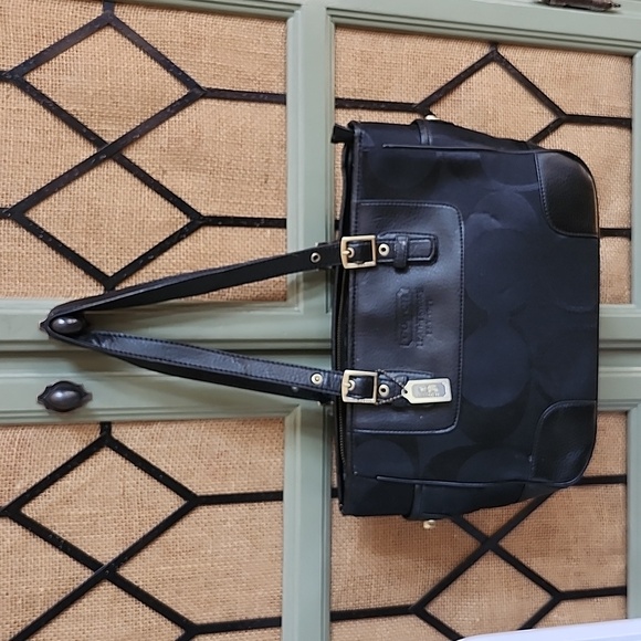 Black Coach Bag - Picture 1 of 9